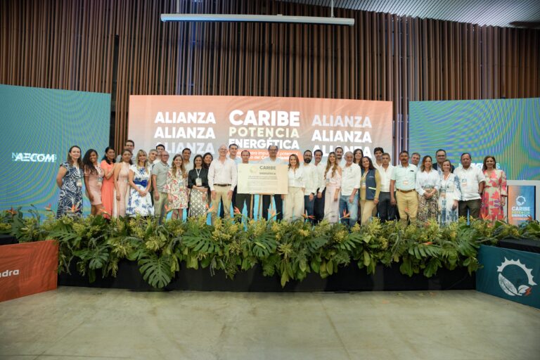 Firma de la gran alianza Carobe Potencia Energética.